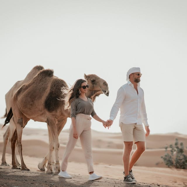 dubai-morning-desert-safari-camel-rides-sandboarding_1